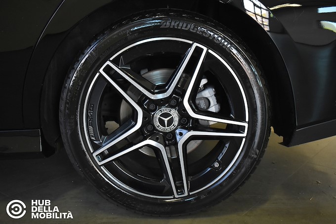 MERCEDES-BENZ CLA 180 d Automatic Shooting Brake AMG Line Advanced Plus